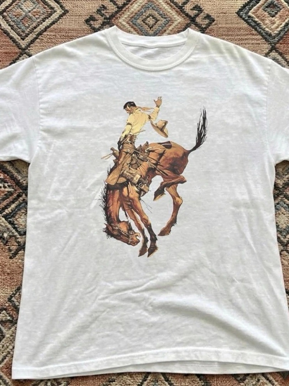 Wyoming Bucking Horse Cowboy Vintage White T-Shirt